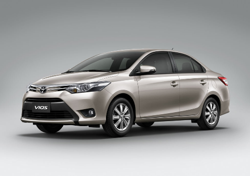 Toyota tặng gói bảo hiểm cho Vios và Innova