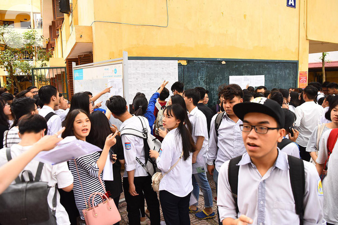 Những hình ảnh ngày thi đầu tiên kỳ thi THPT Quốc gia 2018
