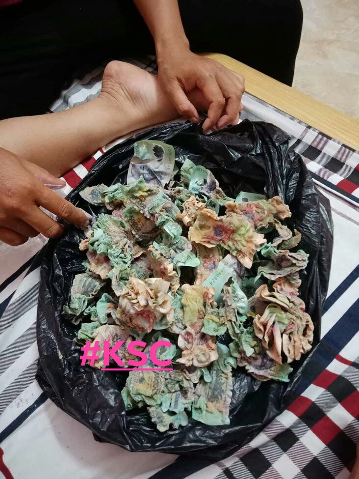 Để quên túi tiền 100 triệu dưới máy phát điện, gia chủ cay đắng nhận về đống nhựa chiên xù