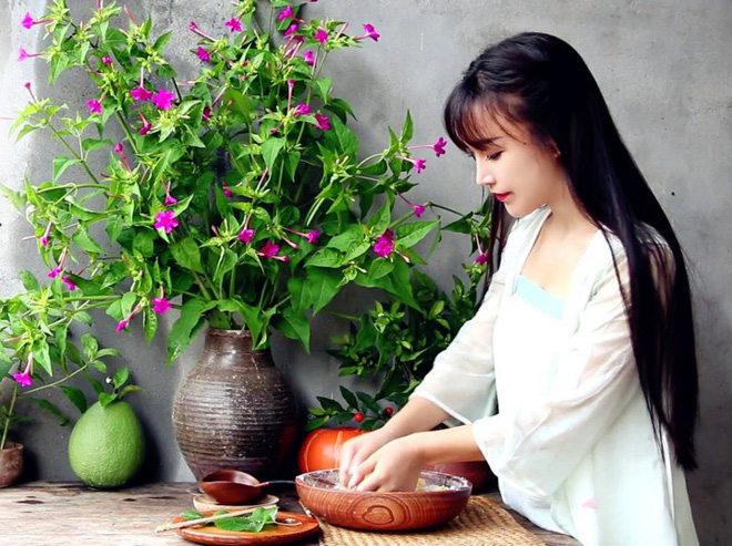 Cuộc sống đẹp như trong mơ với khu vườn không khác gì cổ tích của cô gái trẻ vừa xinh đẹp lại vô cùng đa tài