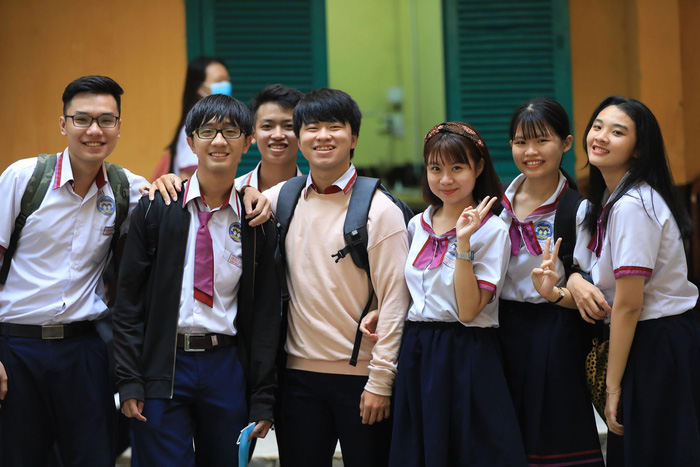 Sáng nay 925.000 thí sinh thi môn văn