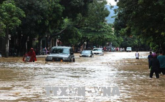 Hà Giang điều xe đặc chủng, xuồng cứu hộ đón thí sinh thi THPT Quốc gia 2018