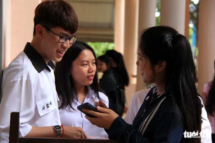 Thí sinh thoải mái bước vào thi toán THPT quốc gia 2018