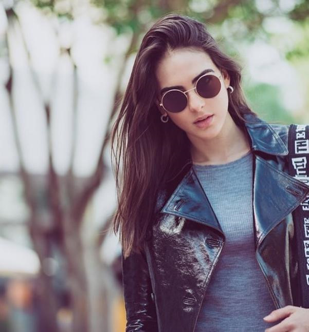 Dân mạng truy tìm thông tin cô gái gây thương nhớ là fan Colombia