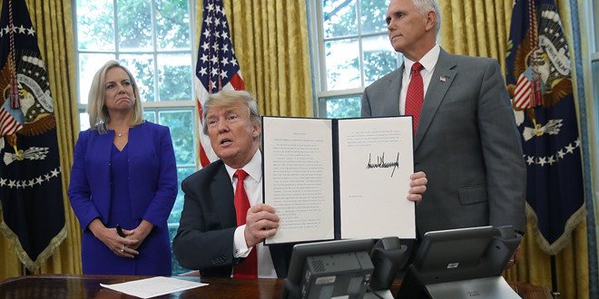 Trump nói nữ nghị sĩ có IQ thấp vì kêu gọi quấy rối quan chức