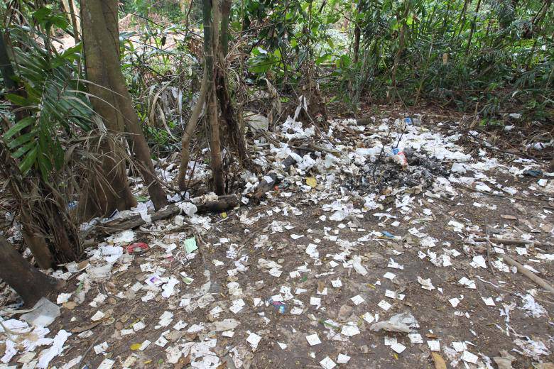 Rợn người nơi mây mưa của gái mại dâm và khách làng chơi dưới rừng cây rậm rạp