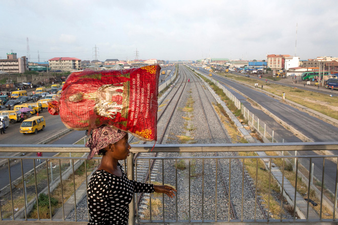 Trung Quốc thọc sâu bàn tay vô hình vào nền kinh tế lớn nhất châu Phi