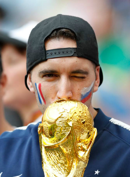 Pháp dắt tay Đan Mạch vào vòng 1/8 World Cup