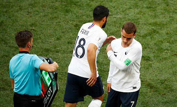 Pháp dắt tay Đan Mạch vào vòng 1/8 World Cup