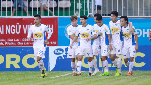 Văn Toàn, Công Phượng lập công, HAGL thắng Quảng Ninh 4-0