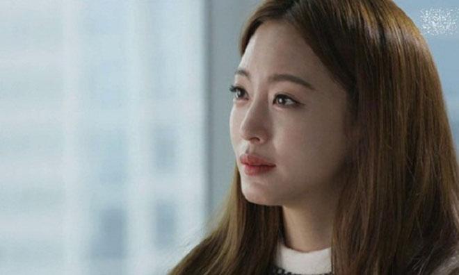 Vừa về tới nhà anh, tôi lập tức hủy hôn vì thấy cảnh tượng này