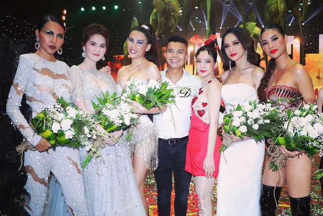 Phía Phạm Hương - Hương Giang lên tiếng về clip vừa chị em trong hậu trường đã trở mặt chèn ép trên sân khấu Phía Phạm Hương - Hương Giang lên tiếng về clip vừa chị em trong hậu trường đã trở mặt chèn ép trên sân khấu