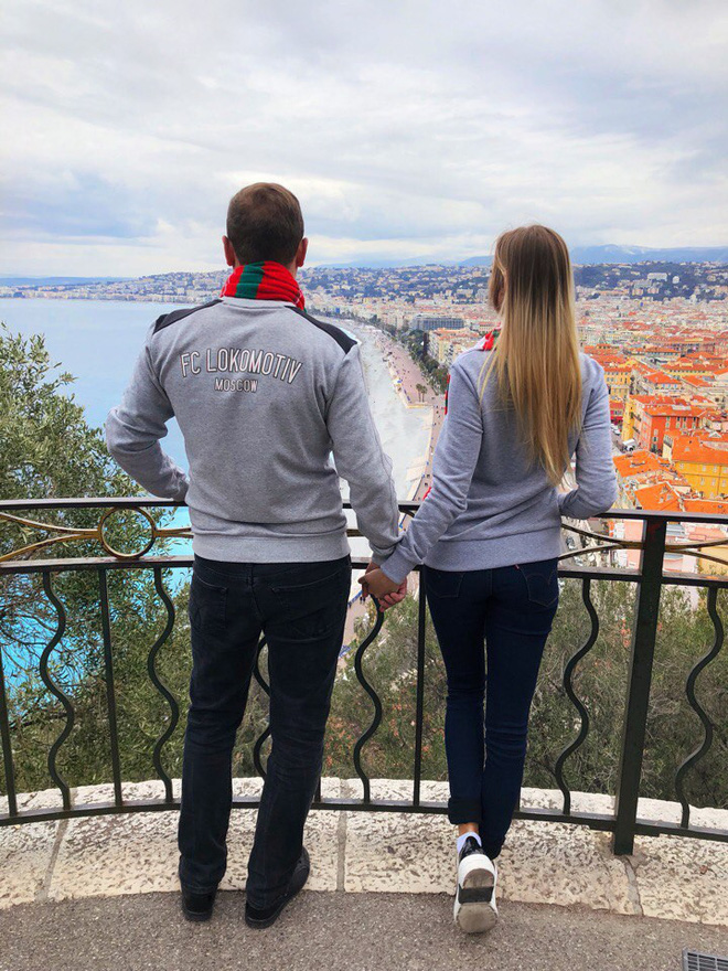 Cận cảnh cổ động viên Nga nóng bỏng nhất World Cup 2018