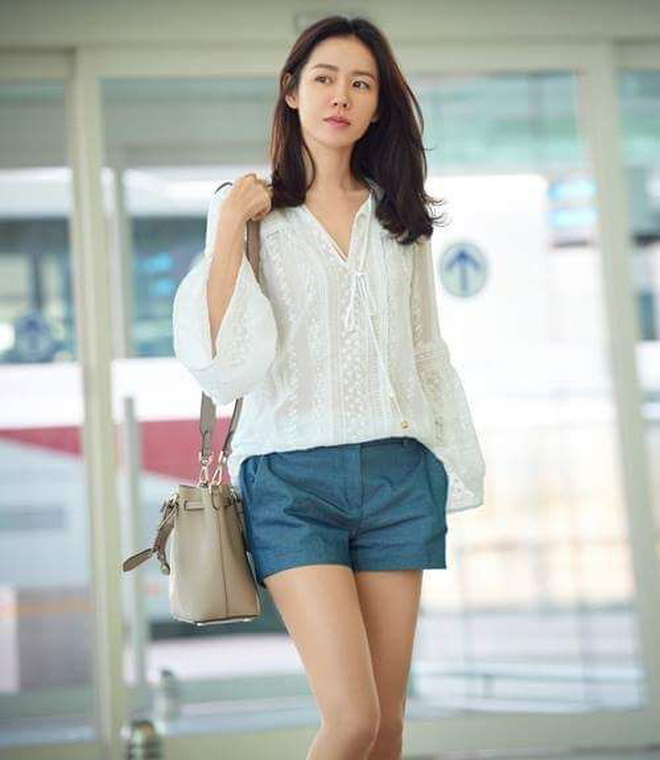 4 tips diện đồ giúp loạt mỹ nhân Hàn trên 30 tuổi này trông hệt như cô nàng đôi mươi 4 tips diện đồ giúp loạt mỹ nhân Hàn trên 30 tuổi này trông hệt như cô nàng đôi mươi