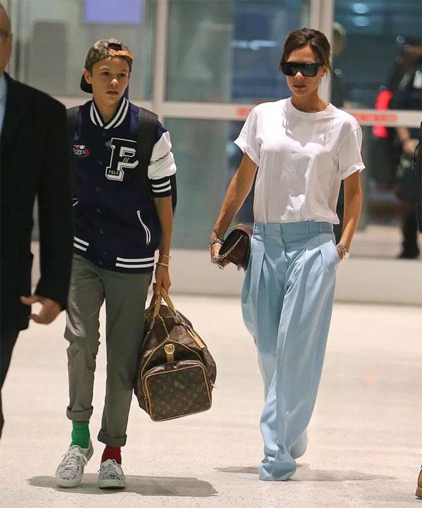 Vic đầu tư sân tennis, quyết rèn cậu hai thành ngôi sao quần vợt