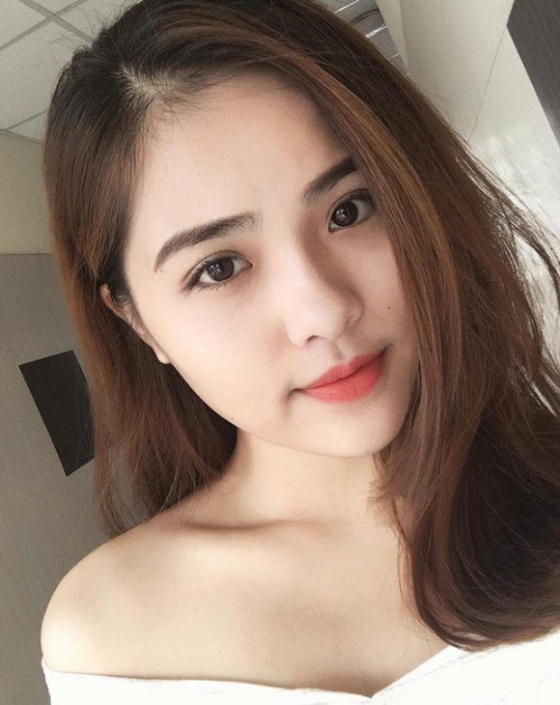 ‘Không thể rời mắt’ trước nhan sắc của hotgirl mê tuyển Hàn Quốc