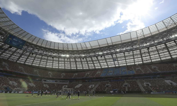 Pháp dắt tay Đan Mạch vào vòng 1/8 World Cup