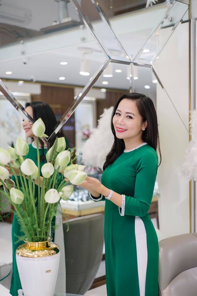 Vợ đại gia kim cương chia sẻ 3 bí quyết xử trí cao tay khi chồng ngoại tình, điều số 3 cô thực hiện xuất sắc