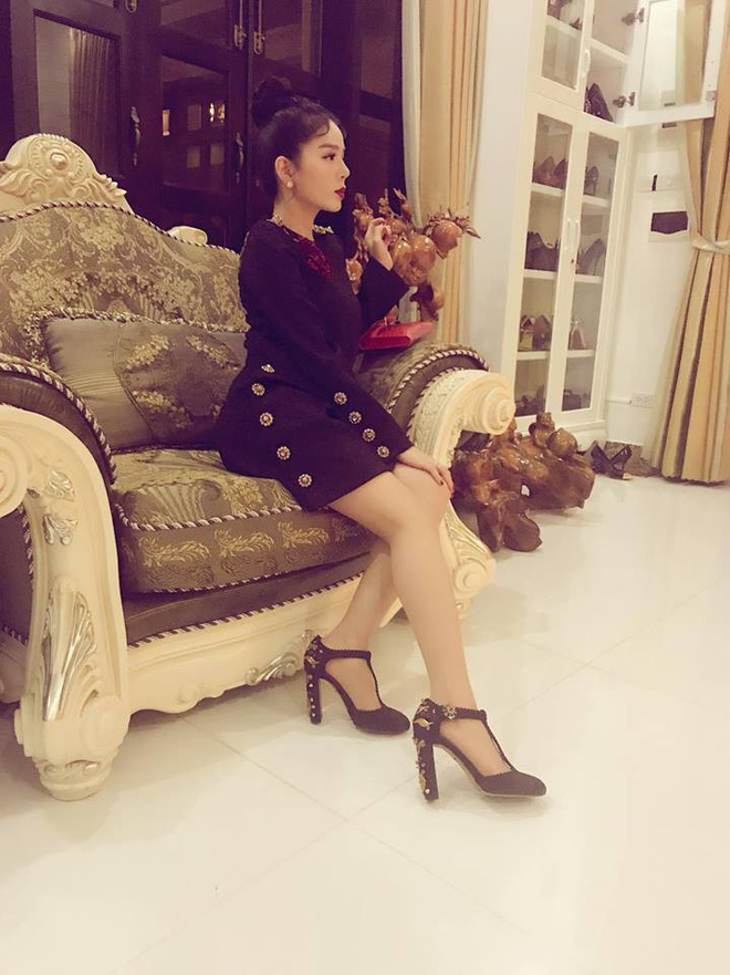 Hình ảnh hiếm hoi về biệt thự triệu đô của Lệ Quyên và chồng