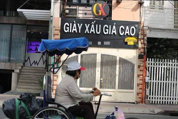 Những cửa hàng sở hữu biển tên lạ khiến khách lưỡng lự, không rõ nên vào hay bỏ đi