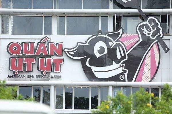 Những cửa hàng sở hữu biển tên lạ khiến khách lưỡng lự, không rõ nên vào hay bỏ đi