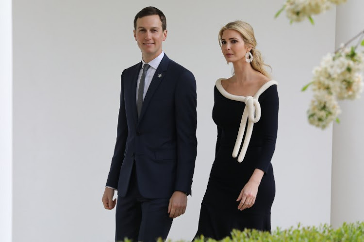 Làm việc không công tại Nhà Trắng, vợ chồng Ivanka Trump vẫn đút túi 82 triệu USD