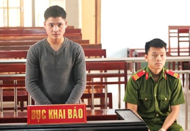 Nghịch tử giết cha vì chuyện chiếc xe máy bị tuyên phạt 12 năm tù