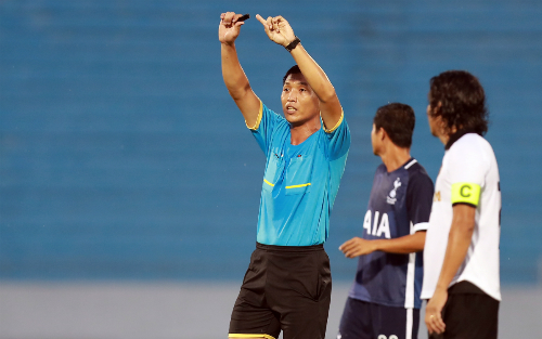 Cựu trọng tài V-League: ‘Không hiểu vì sao Argentina không bị thổi phạt đền’