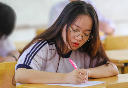 Hơn 440.000 thí sinh thi bài cuối cùng THPT quốc gia