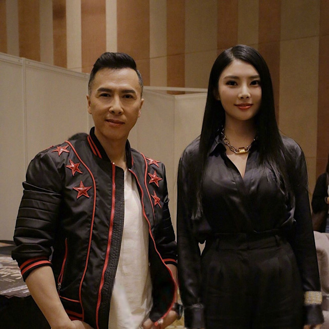 Sao nữ TQ hốt hoảng vì bị quấy rối trên khán đài World Cup