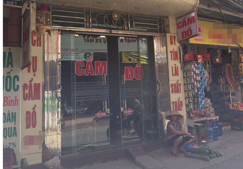 Ma cá độ gãy kèo: Đem bằng tiến sĩ của vợ cắm, chủ cầm đồ phát hoảng