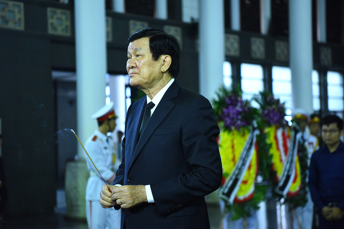 Hàng nghìn người tiễn đưa GS Phan Huy Lê