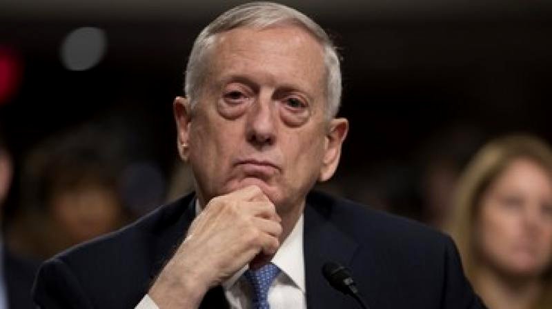 Vì sao Bộ trưởng Quốc phòng Mỹ đổi giọng khi thăm TQ?