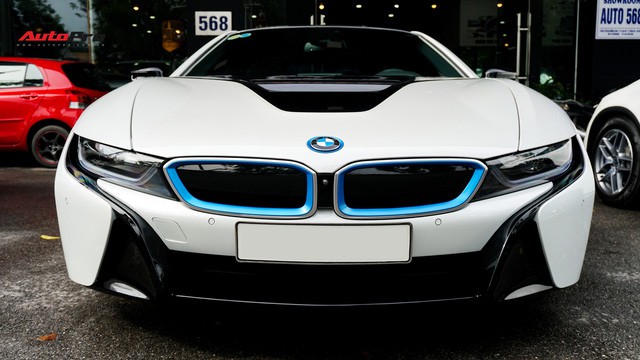 BMW i8 - Siêu xe đình đám một thời tụt giá mạnh tại Việt Nam