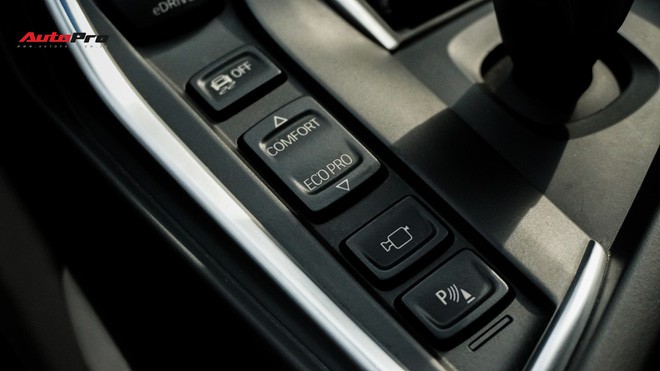 BMW i8 - Siêu xe đình đám một thời tụt giá mạnh tại Việt Nam BMW i8 - Siêu xe đình đám một thời tụt giá mạnh tại Việt Nam