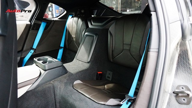 BMW i8 - Siêu xe đình đám một thời tụt giá mạnh tại Việt Nam