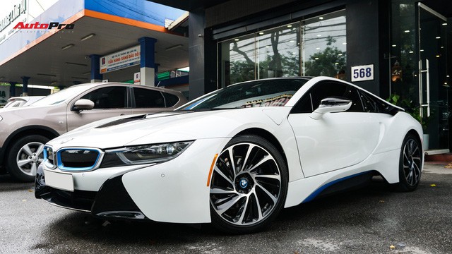 BMW i8 - Siêu xe đình đám một thời tụt giá mạnh tại Việt Nam