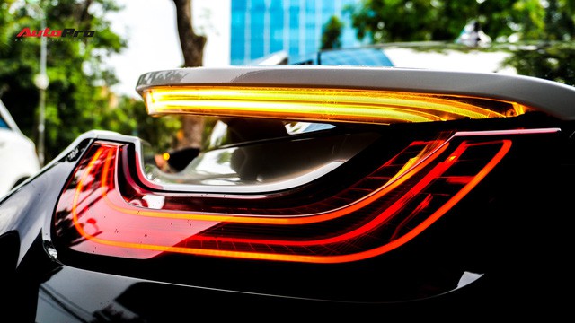 BMW i8 - Siêu xe đình đám một thời tụt giá mạnh tại Việt Nam