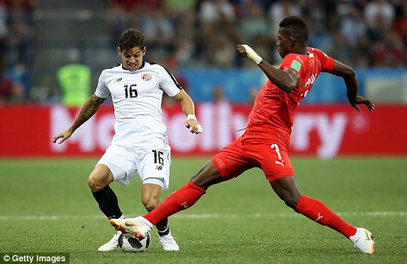 Costa Rica kiên cường cầm hòa Thụy Sĩ