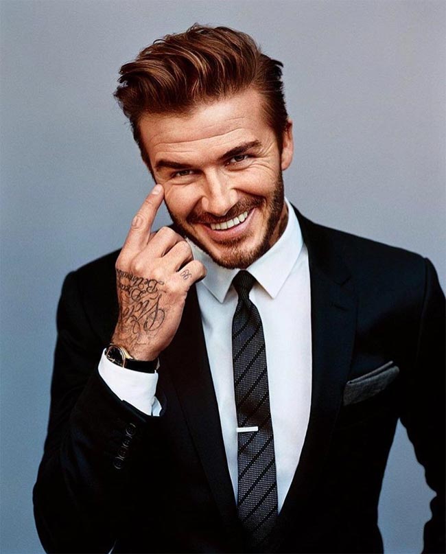 43 tuổi, David Beckham vẫn gây sốt vì mặc suit quá đẹp