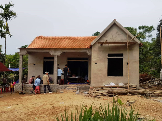 Đại tang ở xóm nghèo có 4 người bị điện giật