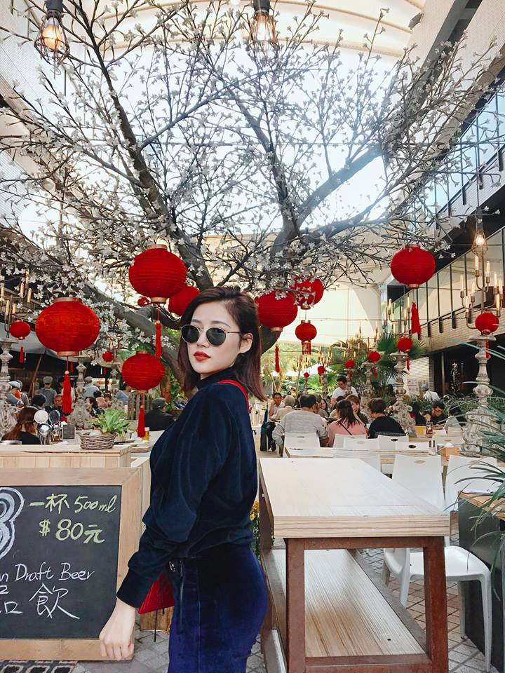 Hot girl Milan Phạm và những bức hình check-in nóng bỏng khắp thế giới Hot girl Milan Phạm và những bức hình check-in nóng bỏng khắp thế giới