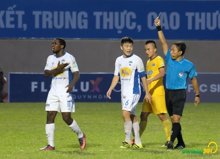 Đá kém, ngoại binh của HAGL sớm bị thanh lý