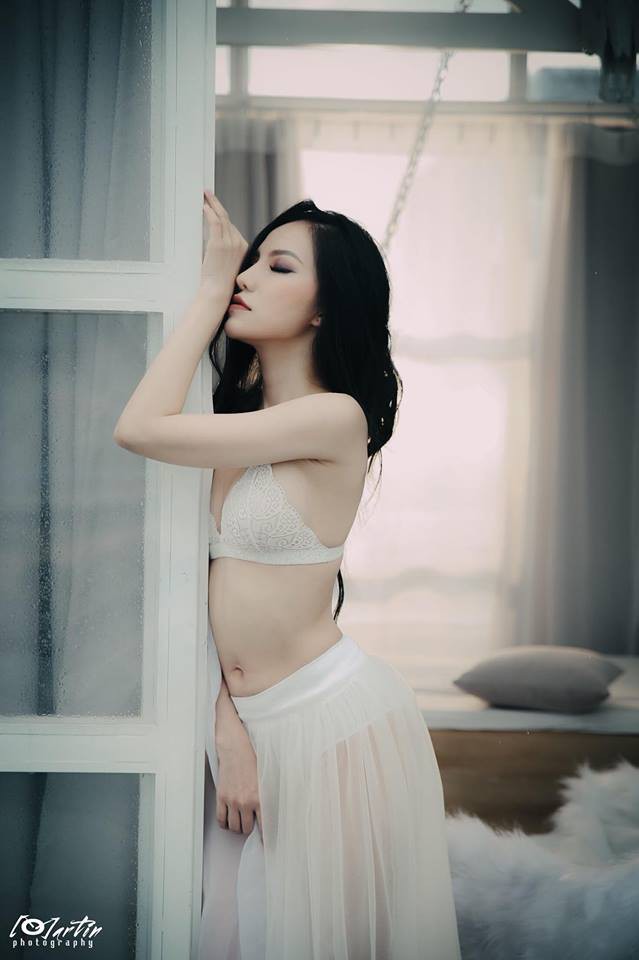 Lý Phương Châu nói về bộ ảnh sexy đầu đời: Tôi 28, gợi cảm chứ không gợi dục