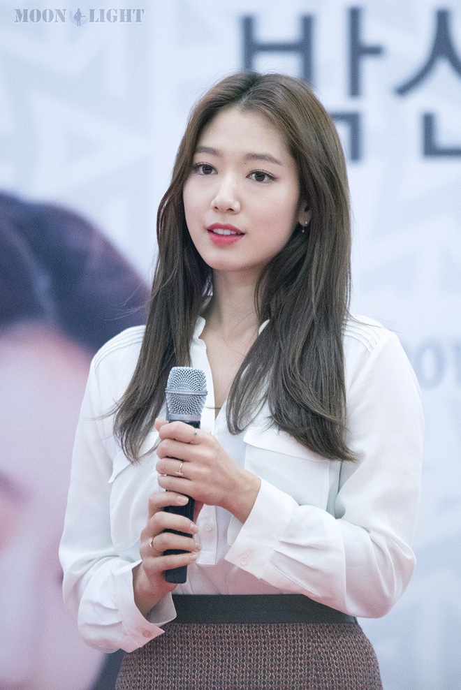 Park Shin Hye, Jung Hae In, Yoona cùng loạt sao Hàn đình đám phát khóc trước chiến thắng kỳ tích của Hàn Quốc