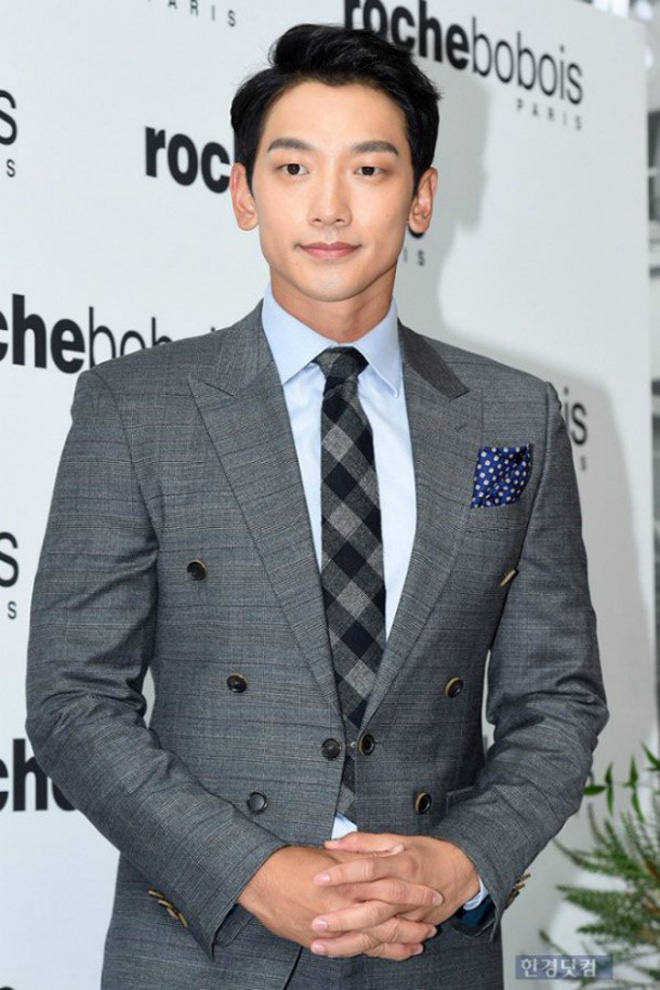 Park Shin Hye, Jung Hae In, Yoona cùng loạt sao Hàn đình đám phát khóc trước chiến thắng kỳ tích của Hàn Quốc