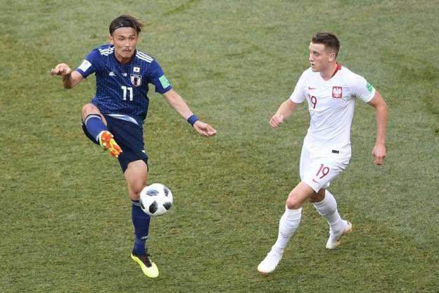 ĐT Nhật Bản bị chỉ trích vì ‘thực hiện 600 đường chuyền ngang’