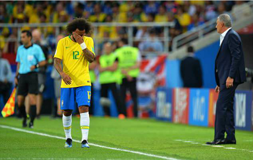 Marcelo dính chấn thương vì nằm đệm mềm