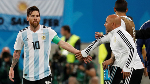 Khi Argentina chấp Pháp một... HLV trưởng Khi Argentina chấp Pháp một... HLV trưởng