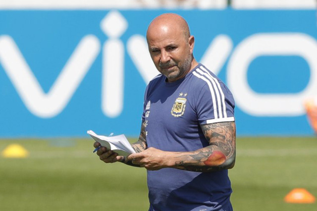 Khi Argentina chấp Pháp một... HLV trưởng Khi Argentina chấp Pháp một... HLV trưởng